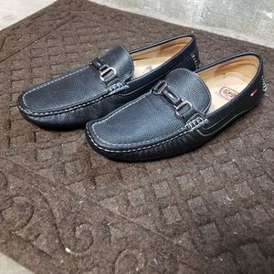 Mens slip on loafers